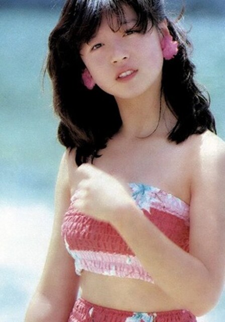 中森明菜 写真 4 タレントグッズ 新品 中古のオークション モバオク No